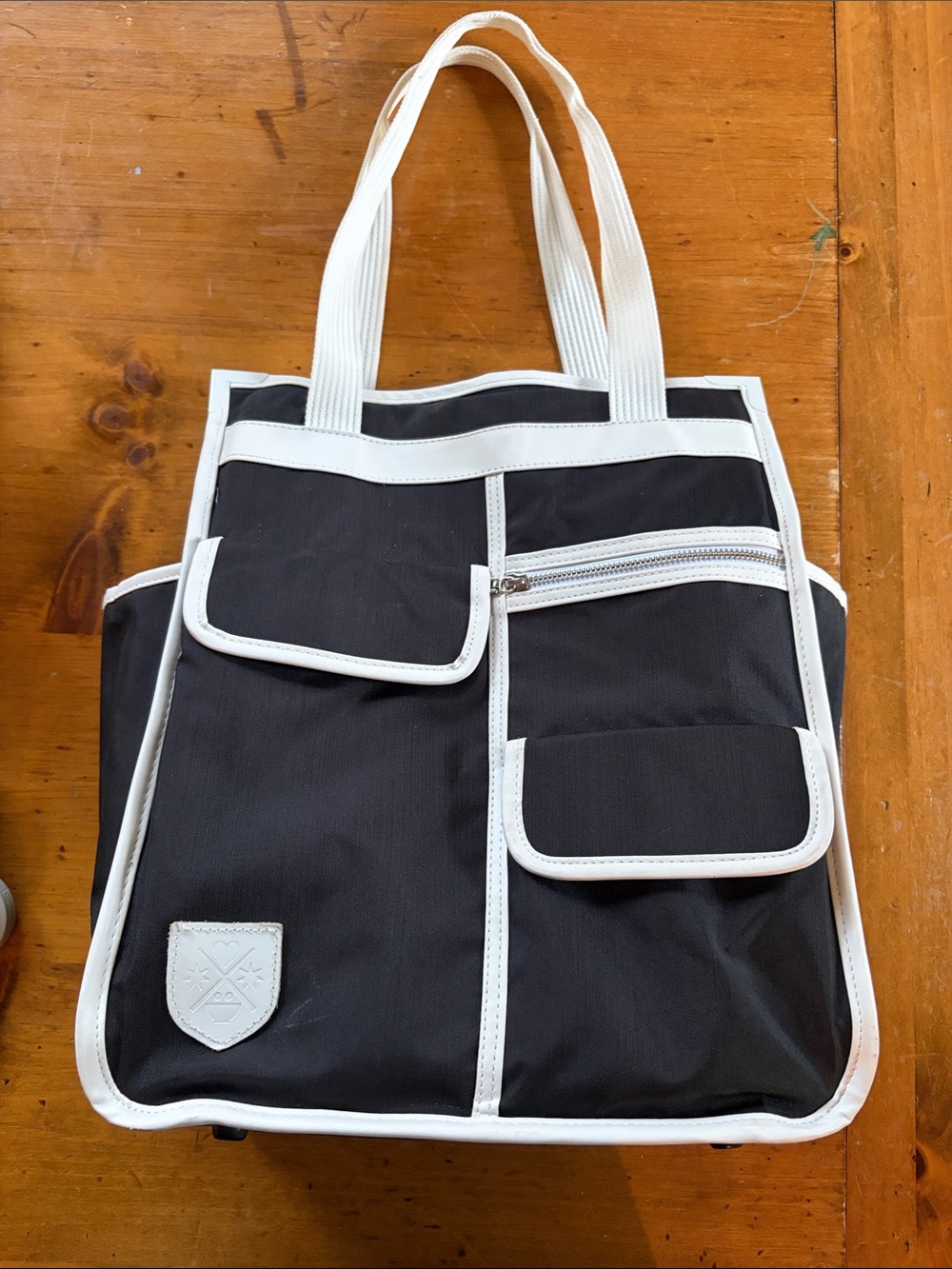 Goodordering Black & White Women's Tote Bag with Front Pockets